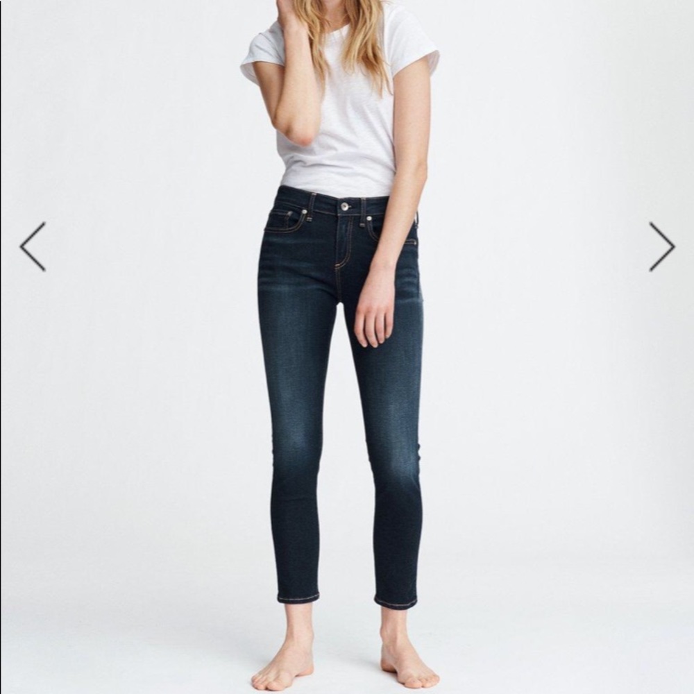 FLASH SALE Rag and Bone Skinny Jeans